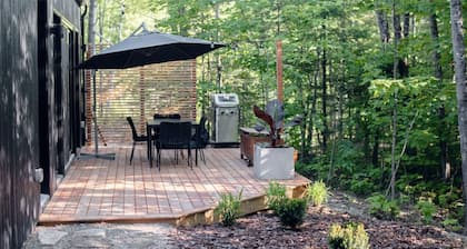 Woodland Cocoon | Fireplace • 15min Tremblant