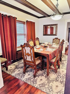 Dining -  Elmwood Village home (Buffalo)