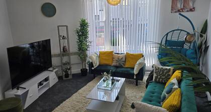 1 Bed - Sleeps 4 - City Centre