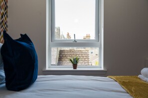 2 chambres, bureau, fer et planche à repasser, Wi-Fi gratuit