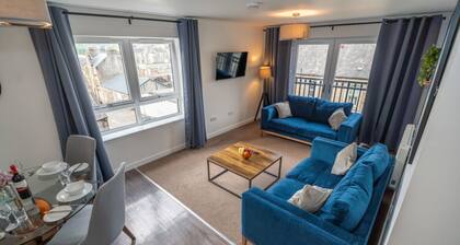 Macallan Apartment No 8