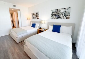 Desk, iron/ironing board, travel cot, WiFi