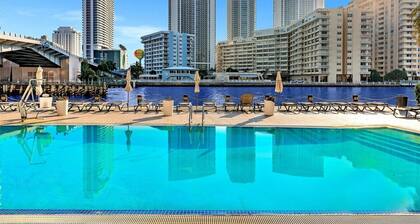 Excellent two bedroom apartment with GreatView