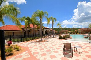 Beheizter Pool