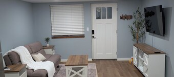 Charming 1-bedroom house with WiFi and AC in wonderful Indianapolis