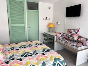 1 makuuhuone, työpöytä, silitysrauta/-lauta, ilmainen Wi-Fi