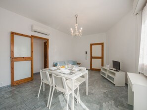 Dining - La Sirenetta by Interhome (Lido di Camaiore)