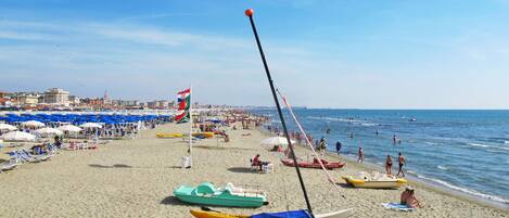 Una playa cerca