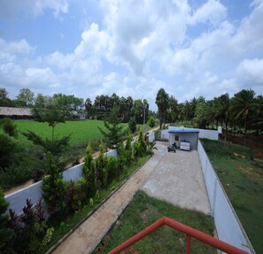 Exterior - The Canalway Inn (Pollachi)