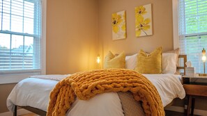 2 chambres, fer et planche à repasser, Wi-Fi, draps fournis