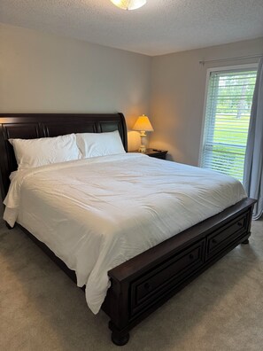 4 bedrooms, WiFi, bed sheets