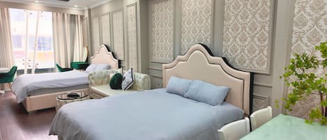 Classic Twin Room, Balcony, City View | In-room safe, blackout drapes