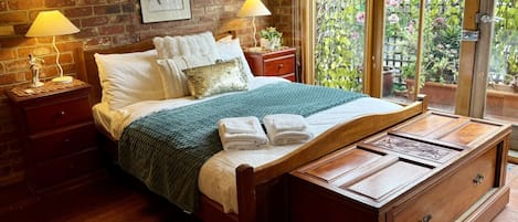 1 غرفة نوم ومكتب ومكواة/لوح كي وواي فاي مجانًا