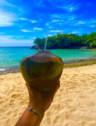 Charming 3-bedroom cabin with WiFi and AC in enchanting Rio San Juan