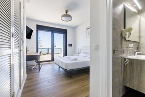 5 makuuhuonetta, ilmainen Wi-Fi, vuodevaatteet