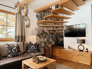 TV - Luxury chalet with wellness area near ski lift (Unknown)