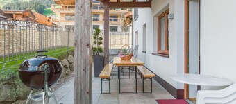 Two apartments for groups with wellness