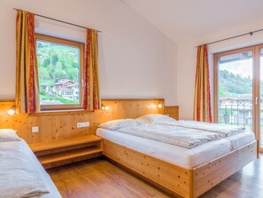 5 quartos, acesso à internet