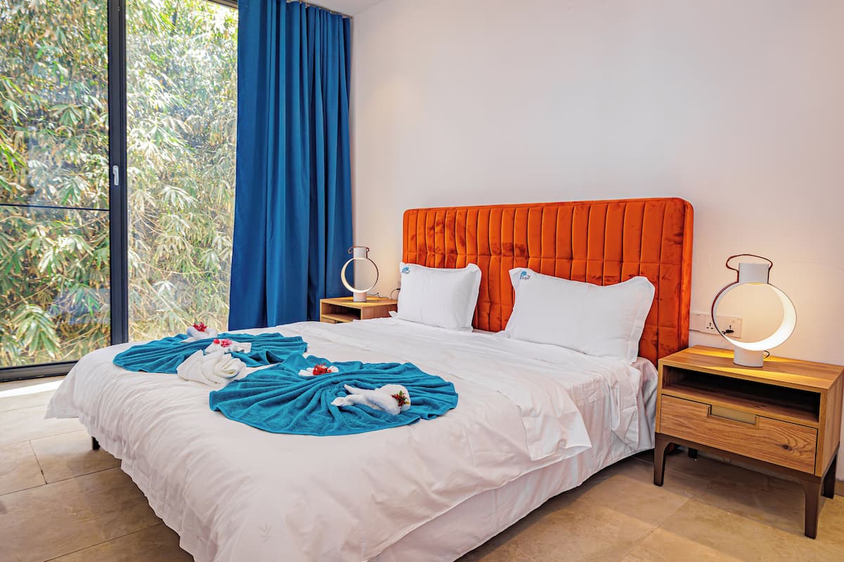 1 bedroom, in-room safe, soundproofing, free WiFi