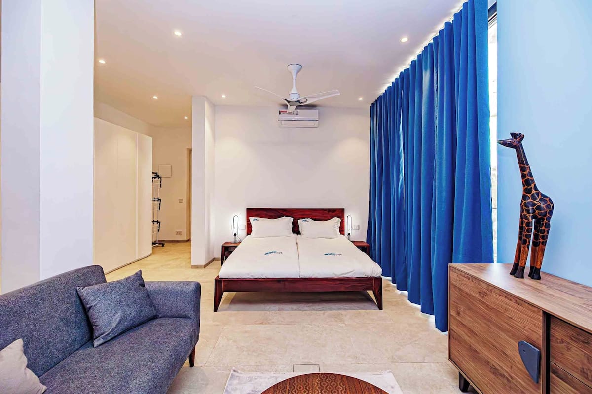 1 bedroom, in-room safe, soundproofing, free WiFi