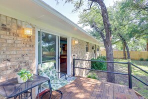 Terrace/patio - 1 Mi to Lake Whitney: Morgan Home w/ Deck! (Morgan)