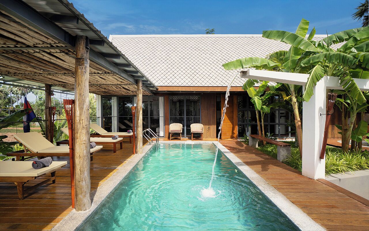 Louver House | Desk, free WiFi