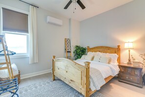 2 bedrooms, internet, bed sheets