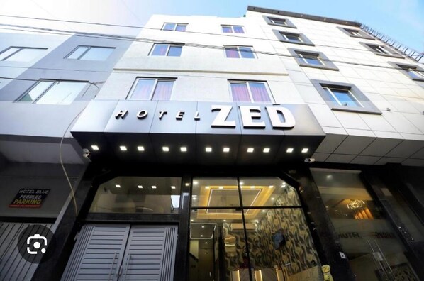 Façana frontal de l'allotjament