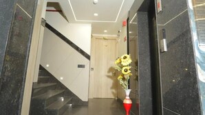 Living area - Zed Hotel (New Delhi)