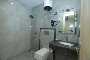 Dutxa, assecador de cabells i tovalloles 