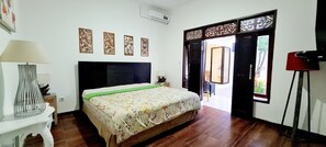 3 chambres, fer et planche à repasser, Wi-Fi, literie fournie