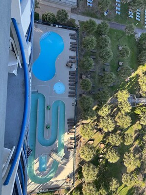 Inomhuspool och uppvärmd pool
