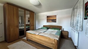2 Schlafzimmer, Bettwäsche
