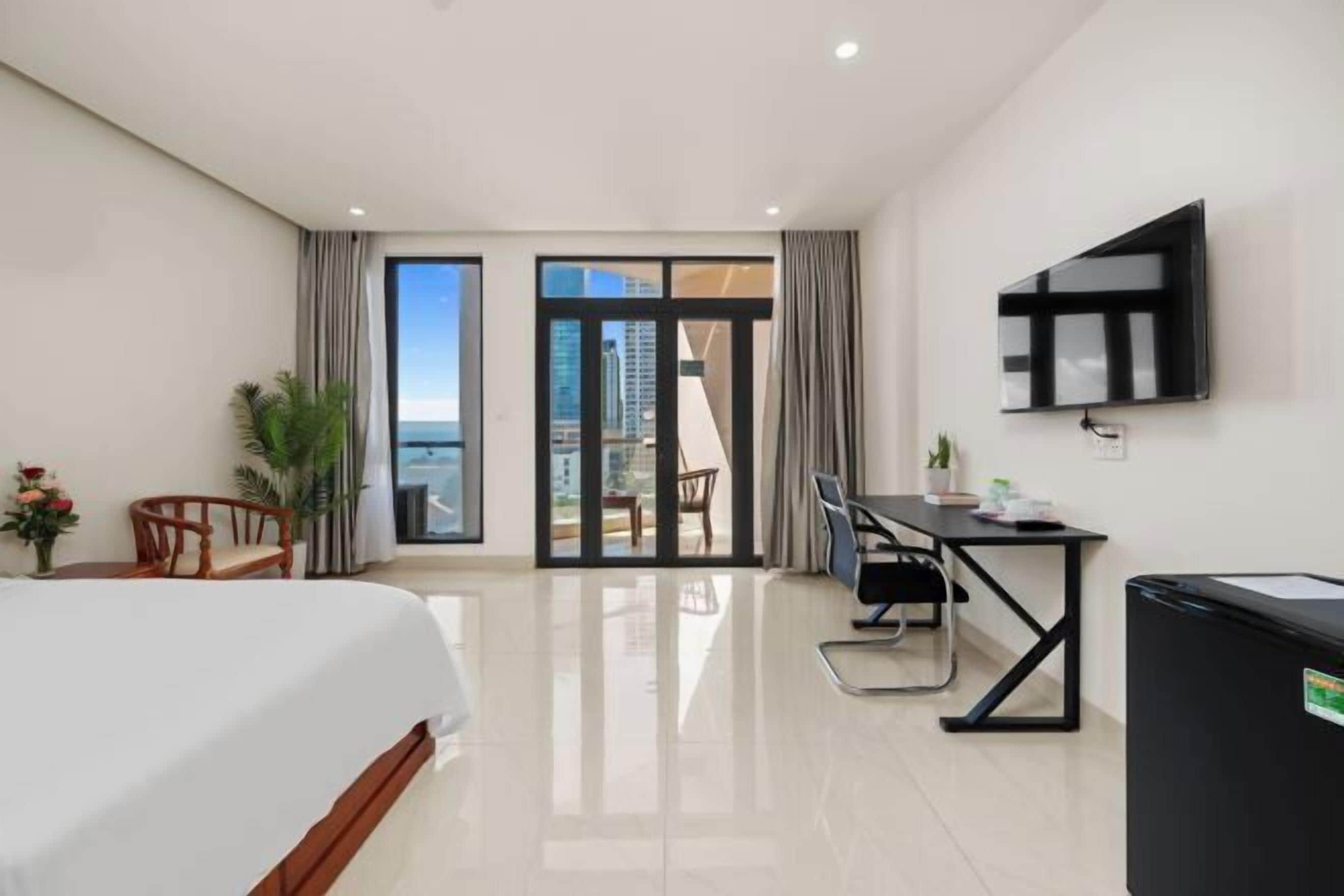 Sengetøy av topp kvalitet, dundyner, memory foam-senger og minibar