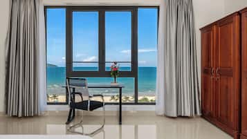 Suite PrĂ©sidentielle, 2 chambres, vue plage | Vue sur la plage/lâocĂ©an