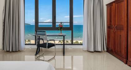 Cocorico Da Nang Beach Hotel