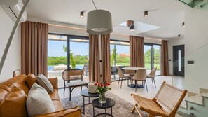 TV, fireplace - Villa Petrush by Villas Guide (Bale)