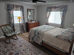 3 habitaciones, escritorio, wifi gratis y ropa de cama 