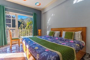 Chambre Deluxe, vue sur la colline | Bureau, accès au Wi-Fi (inclus)