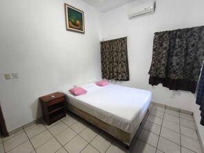 Comfort Quadruple Room, Garden View