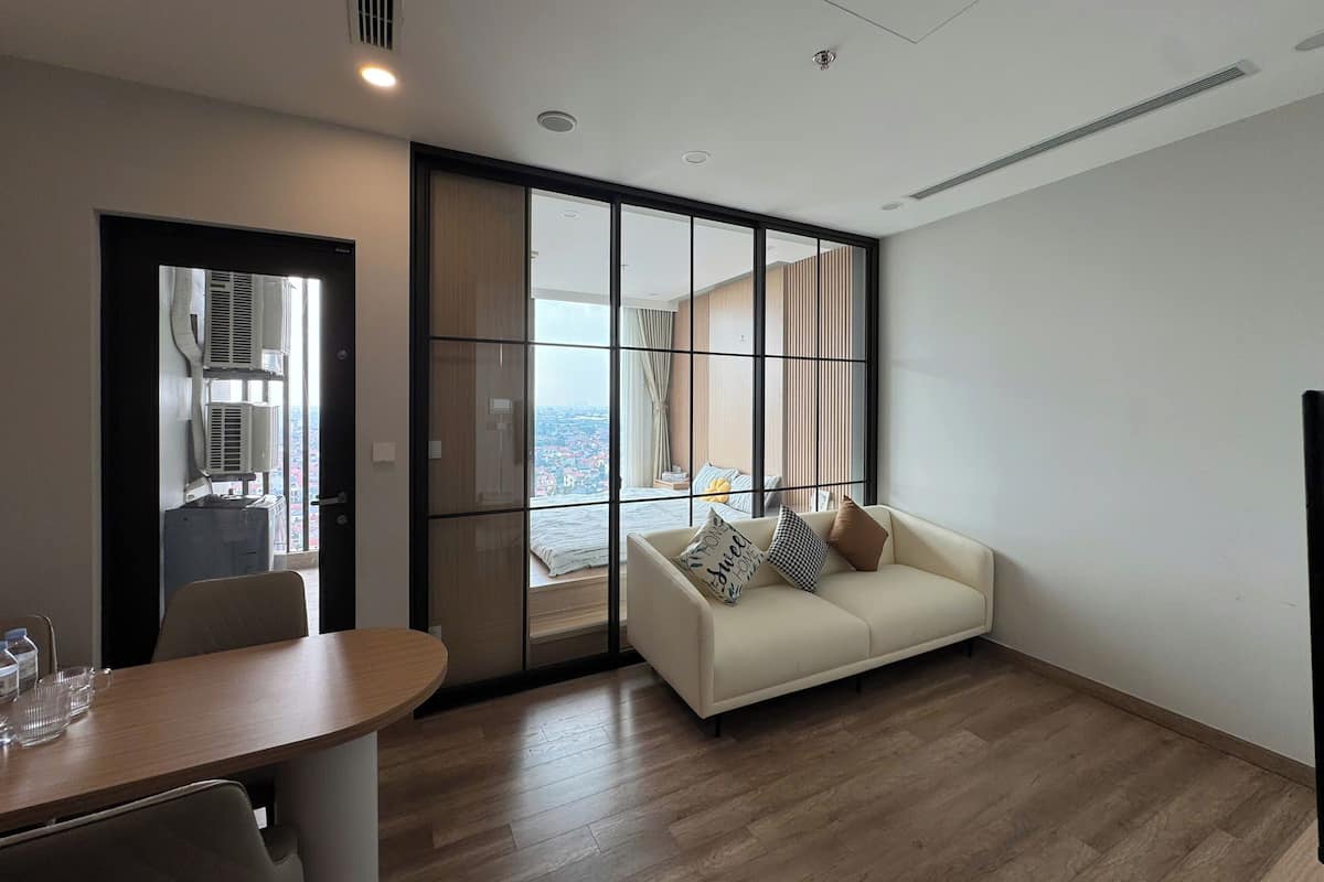Luxury Apartment, 1 Bedroom, Kitchen, Lake View | Premium bedding, memory foam beds, individually decorated