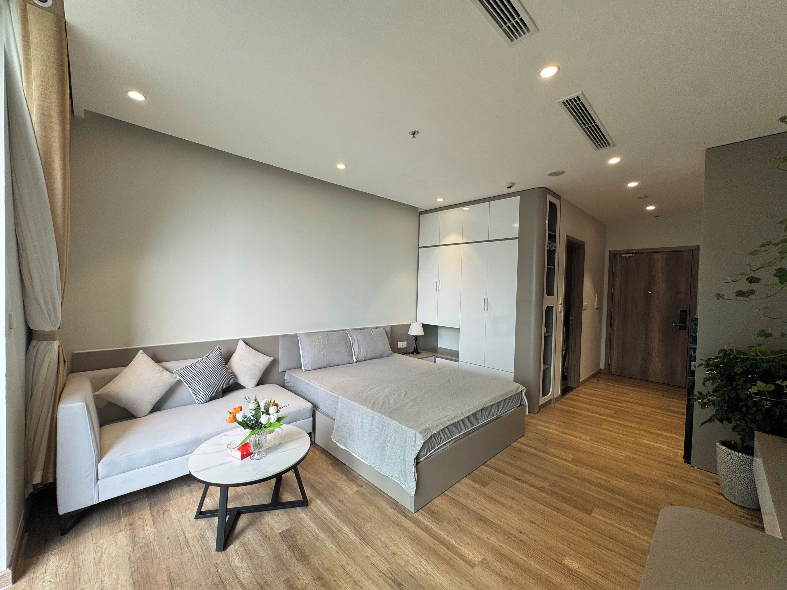 Studio Suite có tầm nhìn toàn cảnh | Bộ đồ giường cao cấp, nệm cao su hoạt tính (memory foam) 
