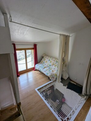 1 bedroom