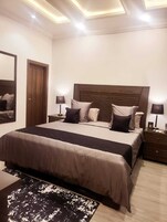 标准双人房 | 熨斗/熨衣板、免费 WiFi