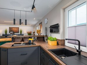 Dining - Waldklang - Panorama | T-football | Smarthome | Sauna (from winter 25) | fenced | 10 persons (Alpirsbach)