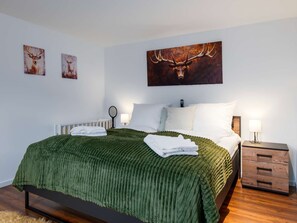 1 bedroom, iron/ironing board, travel crib, WiFi