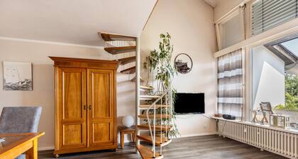 Apartment 'Seesucht' with Lake View, Balcony and Wi-Fi