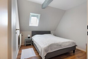 2 chambres, Wi-Fi gratuit, draps fournis