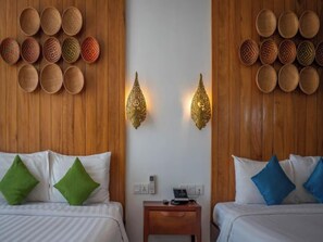 1 bedroom, internet, bed sheets - Family Suite with Balcony (Siem Reap)
