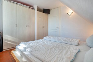 1 soverom, strykejern/-brett, wi-fi (inkludert) og sengetøy